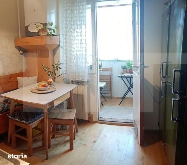 Apartament cu 3 camere decomandat în Lenin