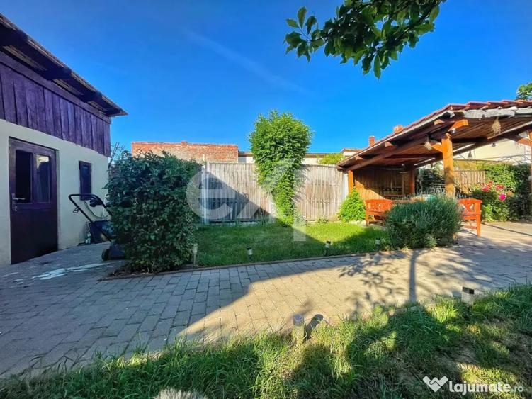 Casă cu 3 camere cu Teren 785 Mp în Ronaț