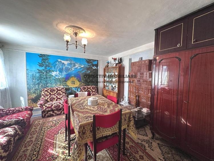 Casă cu 6 camere cu Teren 6329 Mp în Alexandru cel Bun