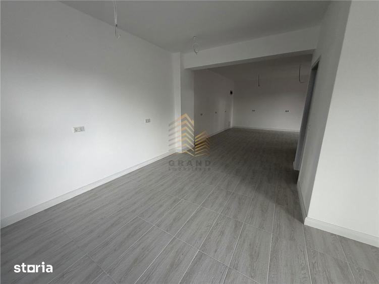 SPATIU COMERCIAL ZONA ISU - 6