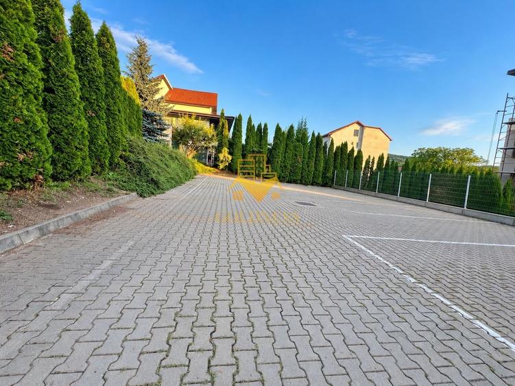 Birou, de 950 mp, în Zorilor