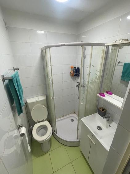 Apartament cu 2 camere decomandat în Gruia