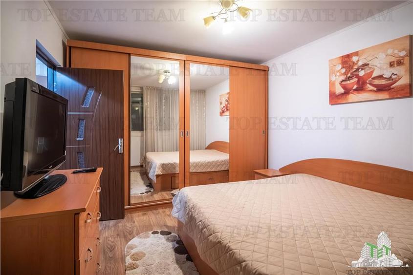 Apartament cu 3 camere decomandat, mobilat în Titan