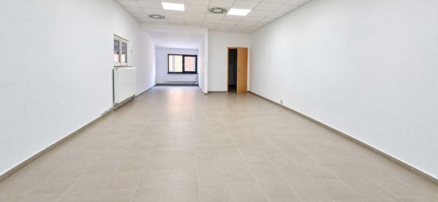 Spațiu comercial, de 67 mp, în Central