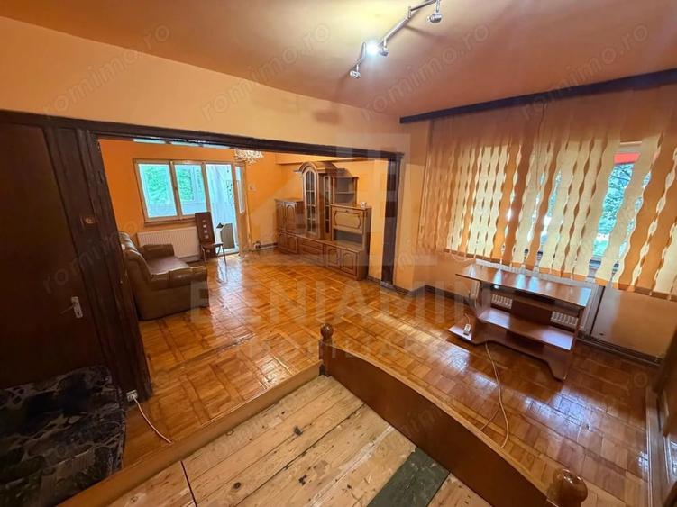 Apartament cu 3 camere decomandat în Lăpuș