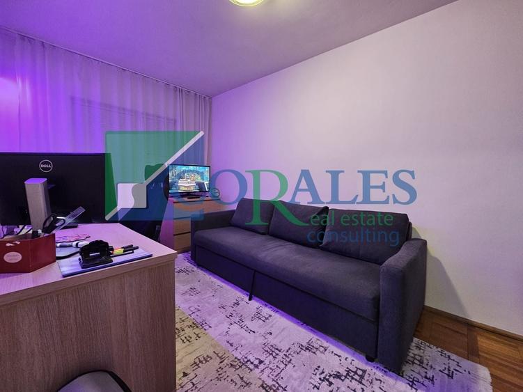 Apartament cu 3 camere decomandat, mobilat în Girocului