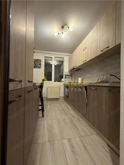 Apartament cu 3 camere, mobilat în Brâncoveanu