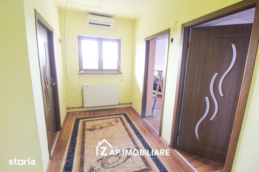 Casă cu 4 camere cu Teren 2000 Mp în Central