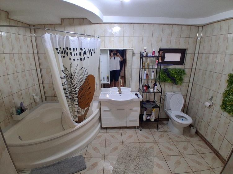Casă cu 4 camere în Nordului