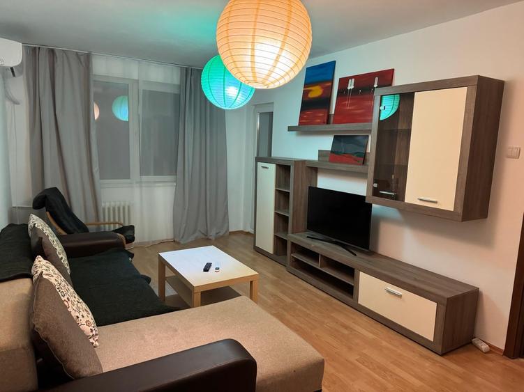 Apartament cu 2 camere decomandat în Gorjului