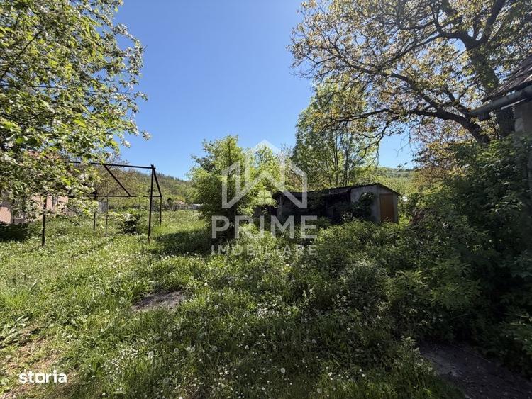 Casă cu 2 camere cu Teren 1032 Mp în Tău