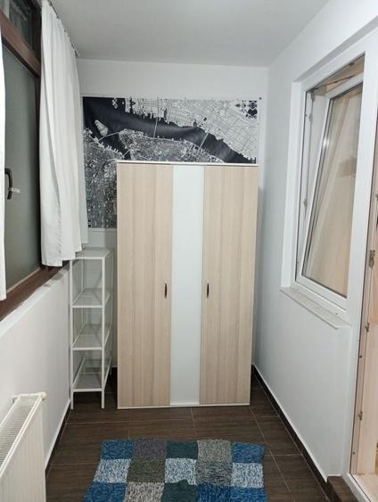 Apartament cu 2 camere semidecomandat în Roșu