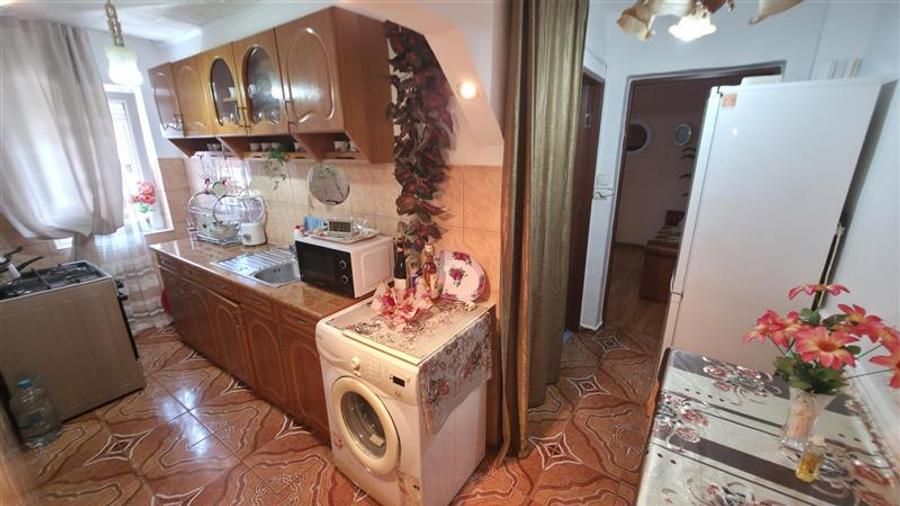 Apartament cu 2 camere nedecomandat, mobilat în Vest