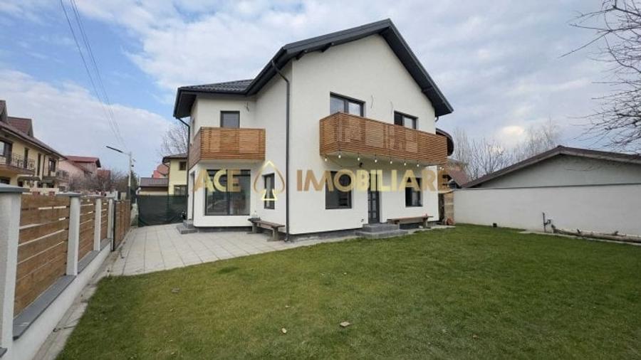 Casă individuală cu 5 camere cu Teren 300 Mp în Berceni