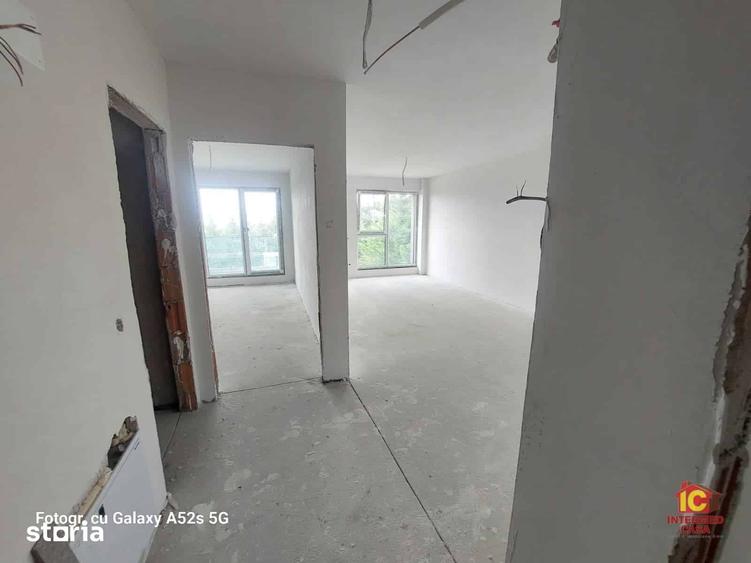 Apartament cu 3 camere în Cristian