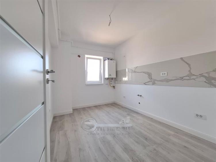 Apartament cu 2 camere decomandat în Galata