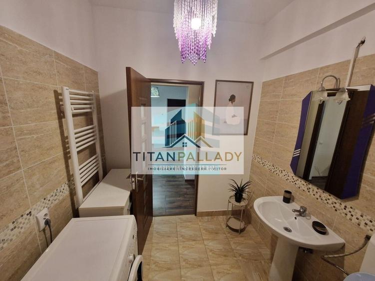 Apartament cu 2 camere decomandat, mobilat în Central