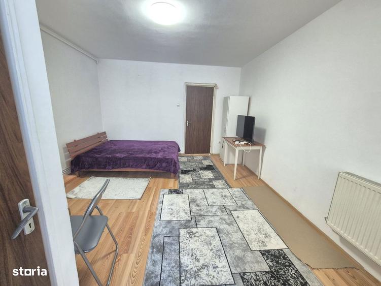 Garsonieră semidecomandată în Sud