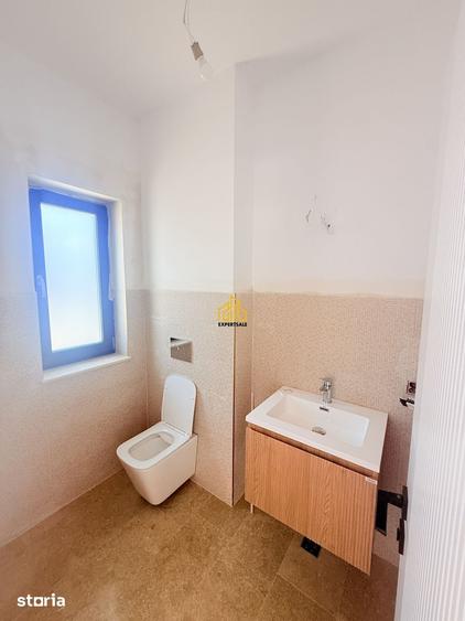 Casă cu 4 camere cu Teren 229 Mp în Central