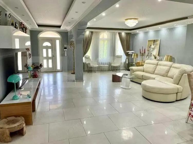 Casă cu 4 camere cu Teren 915 Mp în Blaj