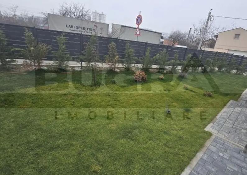 Apartament cu 3 camere decomandat, mobilat în Mărăști