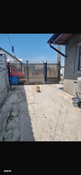 Casă cu 3 camere cu Teren 250 Mp în Central
