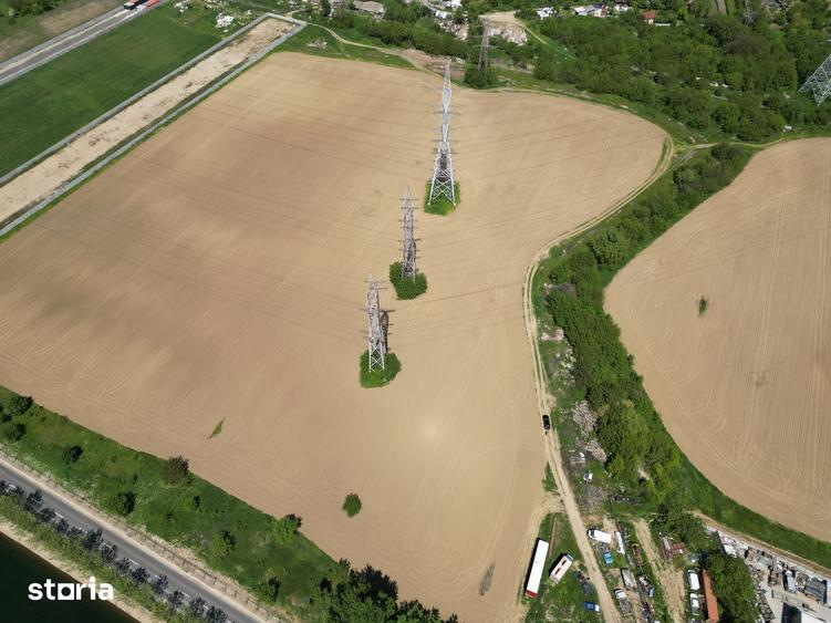 Teren de 11300 mp, în Glina