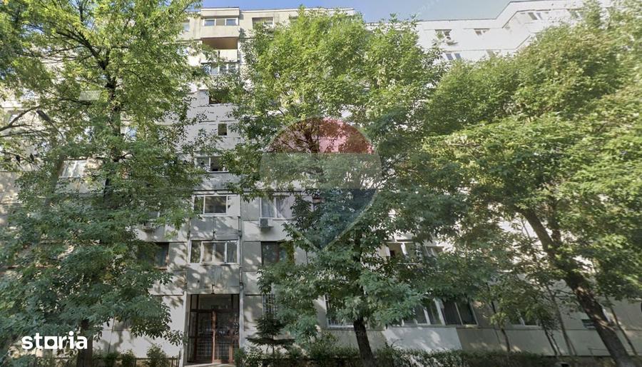 Apartament cu 3 camere decomandat în Crângași