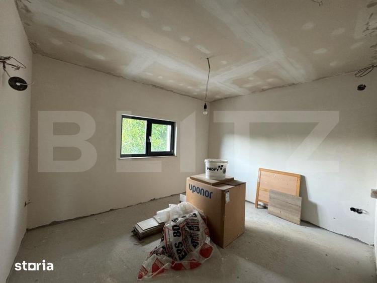 Casă cu 4 camere cu Teren 400 Mp în Cetate