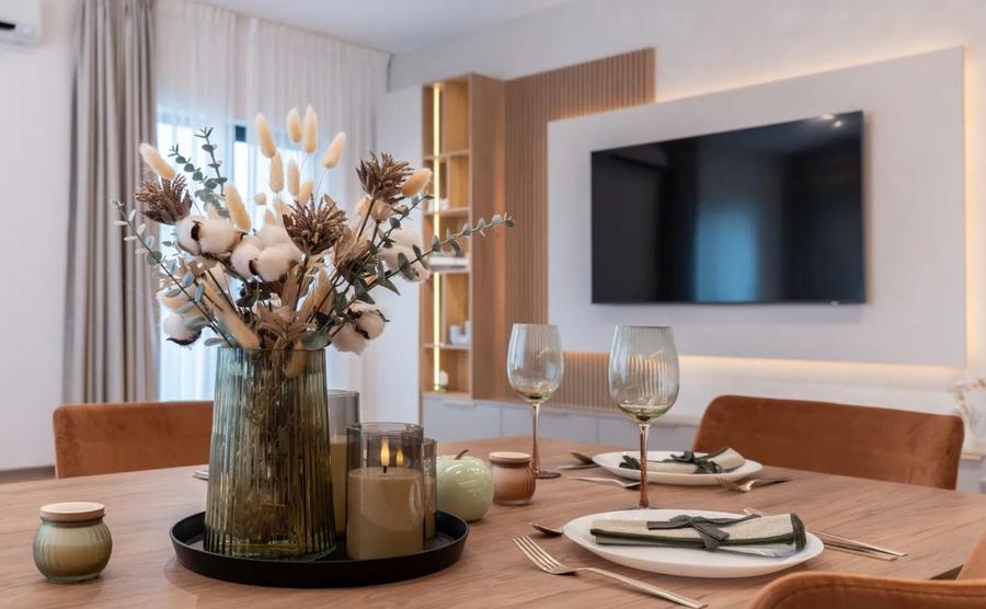Apartament cu 4 camere decomandat, mobilat în Otopeni