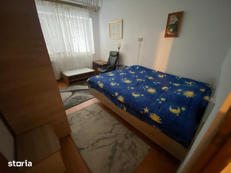 Apartament cu 2 camere decomandat în Micro 6