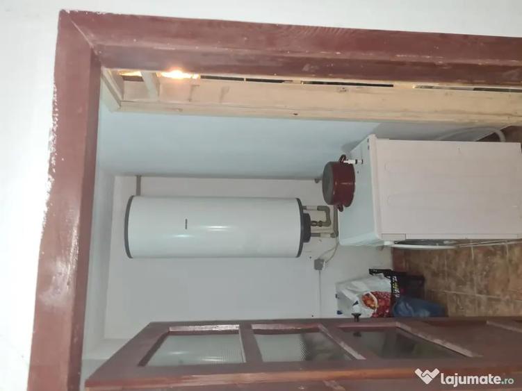 Casă cu 4 camere în Gureni