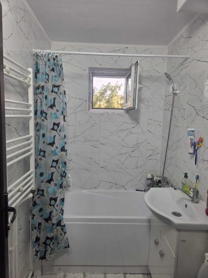 Apartament cu 2 camere semidecomandat în Viziru 1