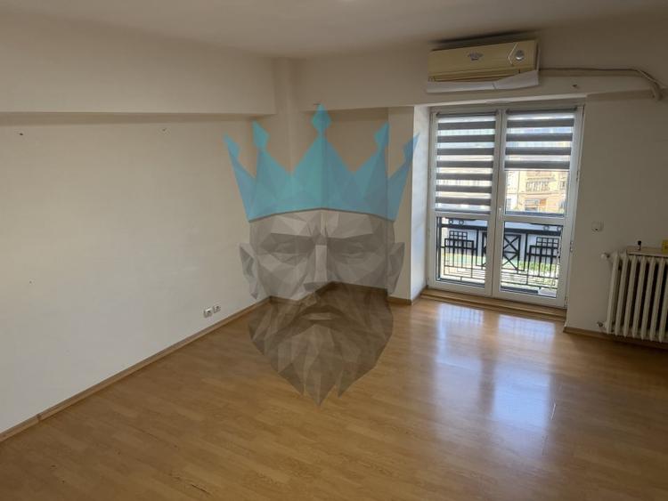 Apartament cu 2 camere decomandat în P-ța Unirii