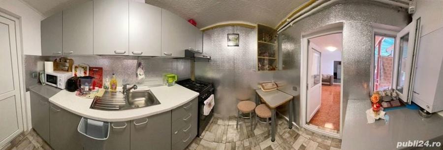 Casă cu 6 camere cu Teren 250 Mp în Central
