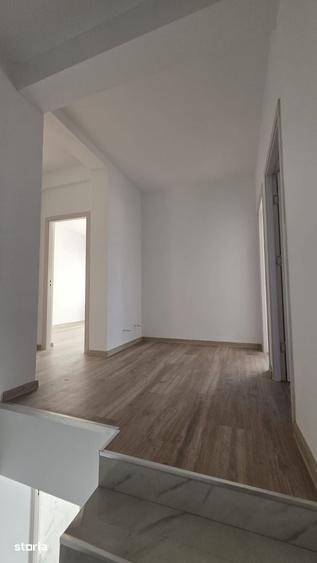 Casă cu 4 camere cu Teren 162 Mp în Central