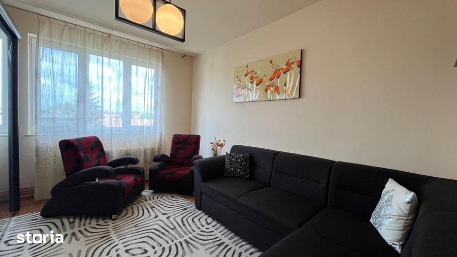 Apartament cu 4 camere, mobilat în Punctele Cardinale