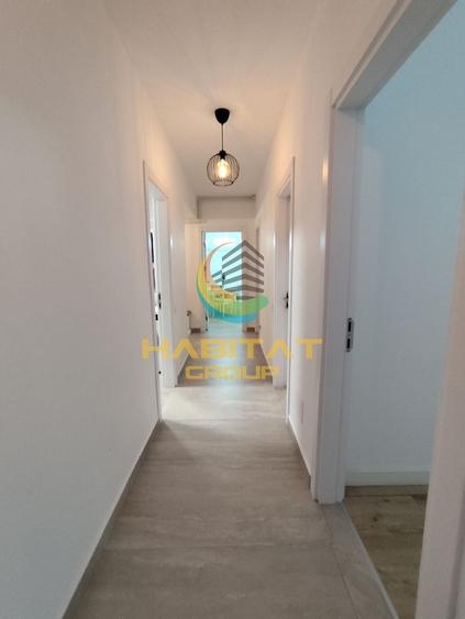 Apartament cu 4 camere decomandat, mobilat în Brâncoveanu