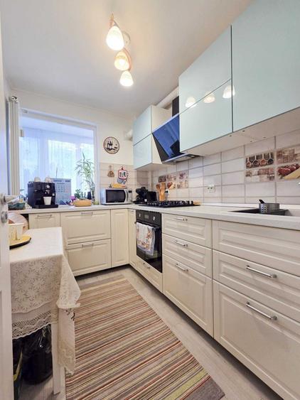 Apartament cu 2 camere semidecomandat în Gara de Nord