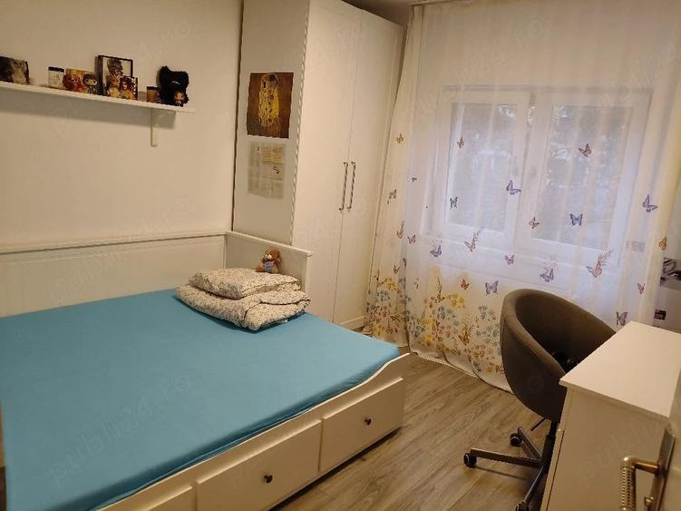 Apartament cu 3 camere semidecomandat în Lipovei