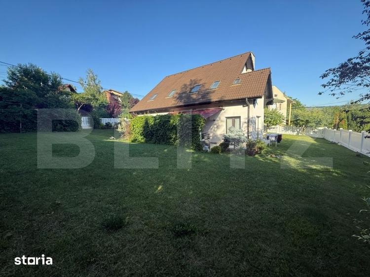 Casă cu 4 camere cu Teren 827 Mp în Bucium