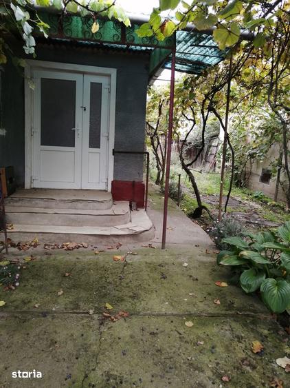 vand casa cu 3 camere, curte mare + gradina in Ro?ia de Seca? - 12