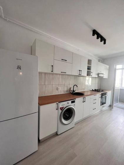 Apartament cu 2 camere decomandat, mobilat în Theodor Pallady