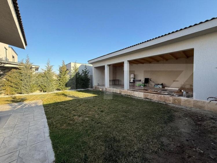 Casă individuală cu 5 camere cu Canalizare în Remetea Mare