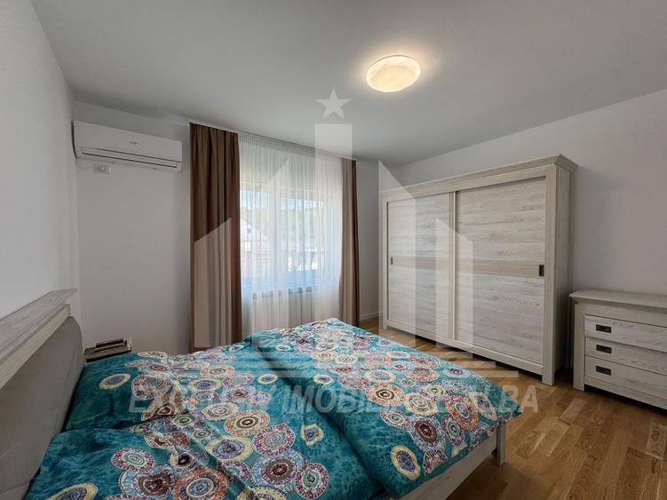 Casă individuală cu 4 camere cu Canalizare în Cetate