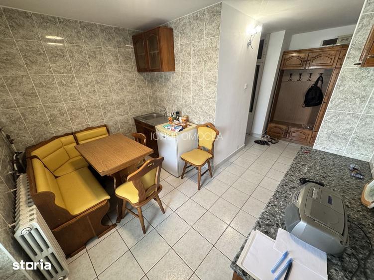 Apartament 3 camere zona Tomis 3 cu Gaze
