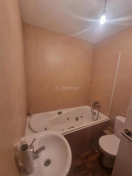 Apartament 5 camere cu scara interioara tip penthouse -doua etaje - 2