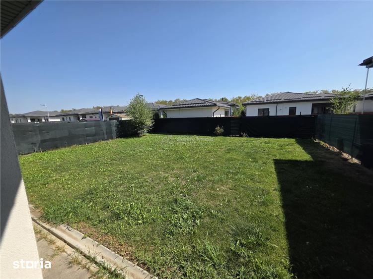Casă cu 4 camere cu Teren 400 Mp în Corbeanca