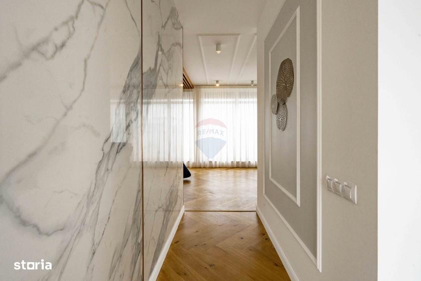 Apartament cu 4 camere în Central
