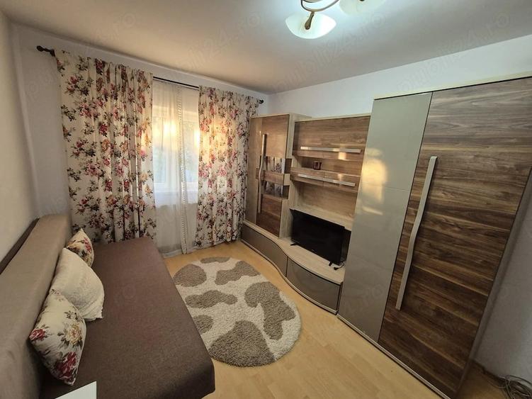 Apartament cu 2 camere decomandat în Independenței